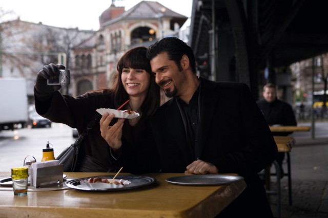 Mord ist Mein Geschäft, Liebling Fotoğrafı