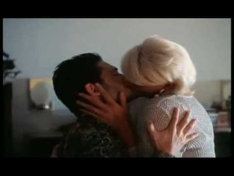 She's Too Tall fotoğrafı