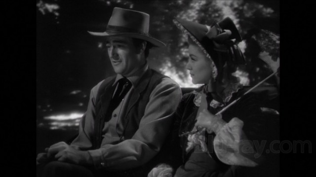 Dark Command fotoğrafı