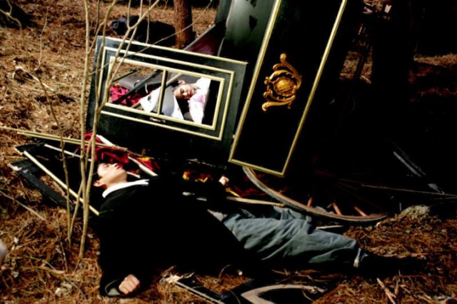 The Land Fotoğrafı