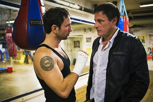 Ateşle Oynayan Kız Fotoğrafı