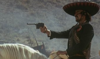 Blood And Guns Fotoğrafı