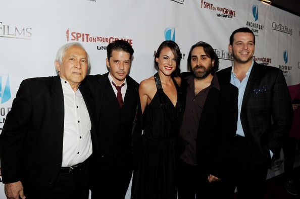 Mezarına Tüküreceğim Fotoğrafı