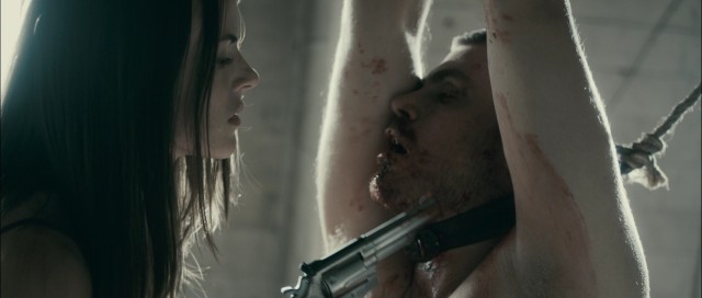 Mezarına Tüküreceğim Fotoğrafı