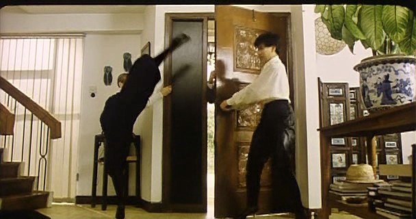 The Blonde Fury Fotoğrafı