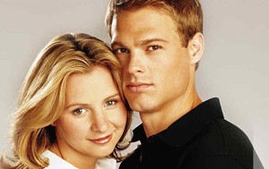 Kalabalık Ve Mutlu Fotoğrafı