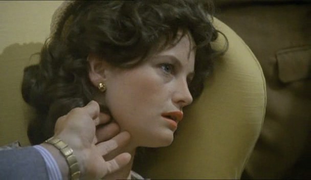 Ve Ayna Kırıldı Fotoğrafı