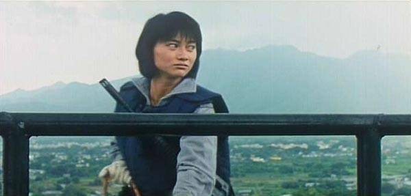 The ınspector Wears Skirts 2 fotoğrafı