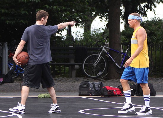 Arkadaştan Öte Fotoğrafı