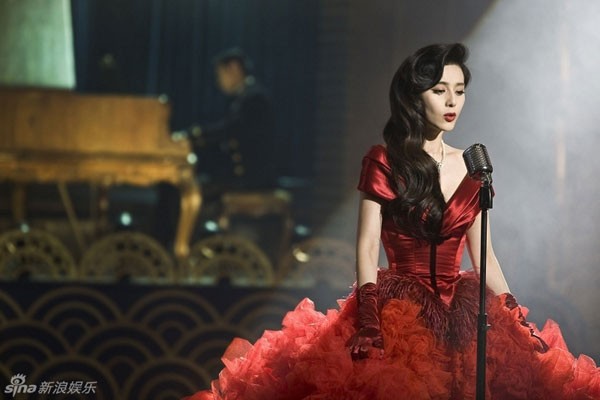 East Wind Rain Fotoğrafı