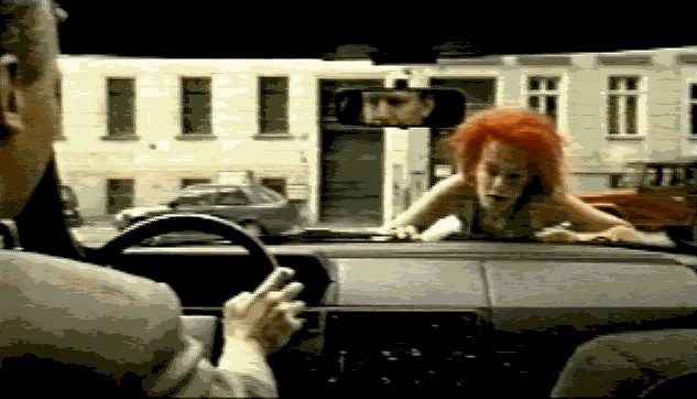 Koş Lola Koş Fotoğrafı