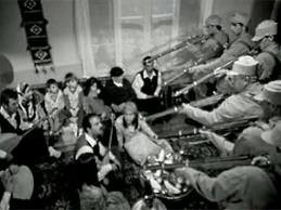 Mutlu Ol Bu Bir Emirdir (2006) afişi