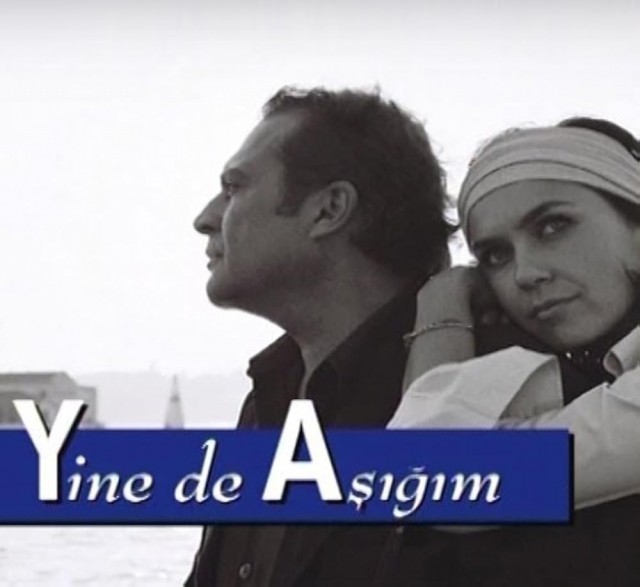 Yine de Aşığım (2005) afişi