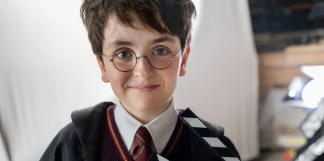 "Harry Potter" Dizisi Setten İlk Görüntülerle Sahneye Çıktı!