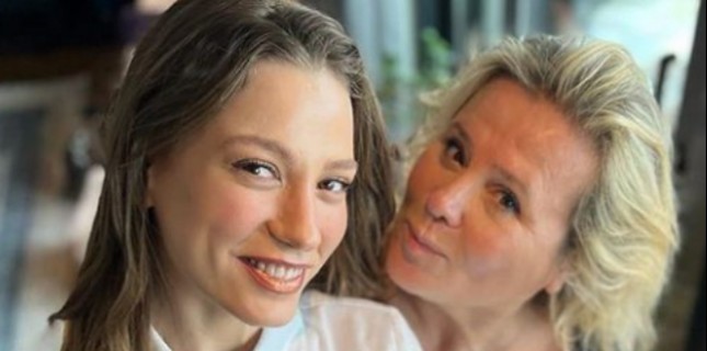Serenay Sarıkaya Yine Bir Platform Dizisiyle Geliyor!