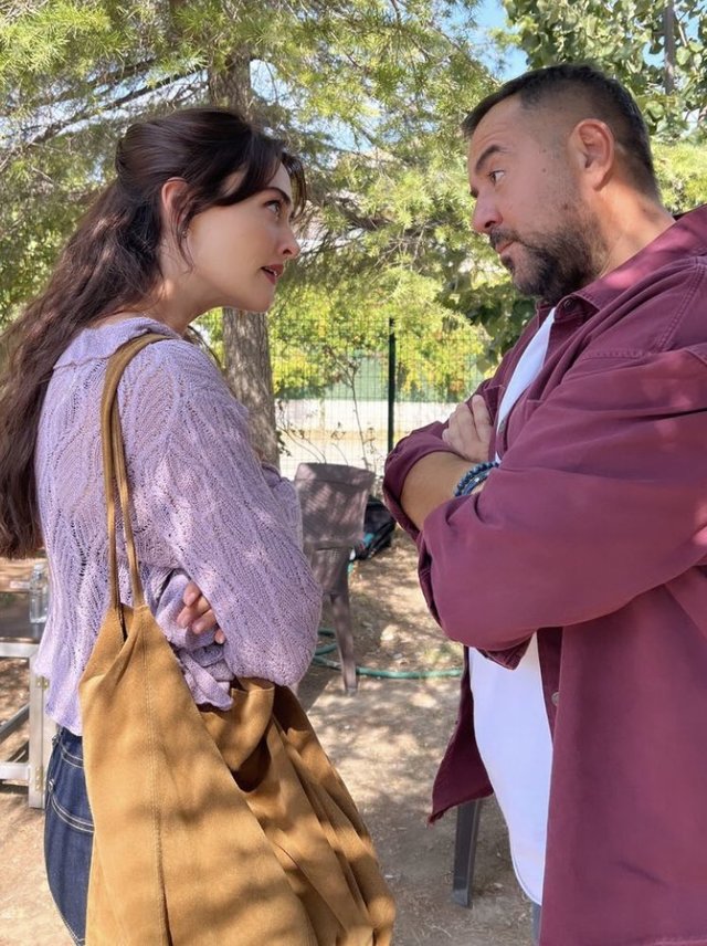 Esra Bilgiç ve Ata Demirer