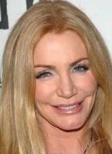 Shannon Tweed fotoğrafı