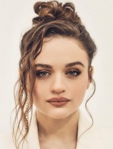 Joey King fotoğrafı