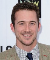 Barry Sloane fotoğrafı
