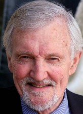 Ian Jones (i) fotoğrafı