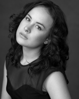 Tommie-Amber Pirie fotoğrafı