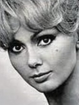 Adrienne Servantie fotoğrafı