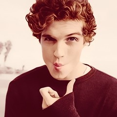 Daniel Sharman Fotoğrafı