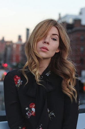 Courtney Halverson Fotoğrafı