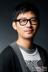 Kang Sin-cheol fotoğrafı