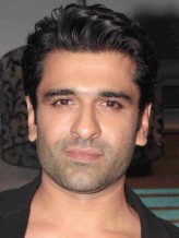 Eijaz Khan fotoğrafı