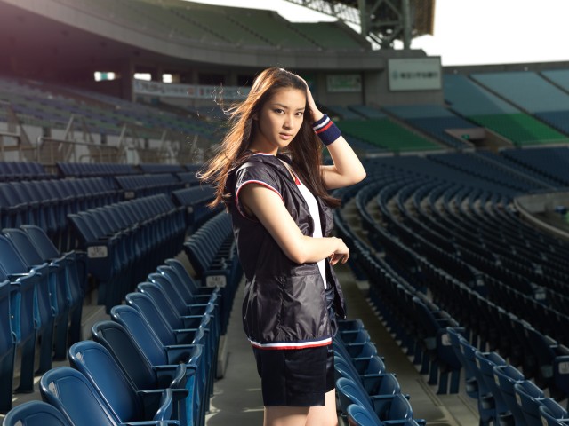 Emi Takei Fotoğrafı