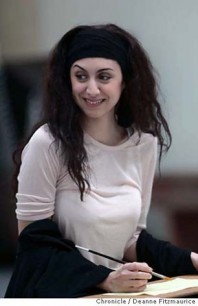 Mozhan Marnò fotoğrafı