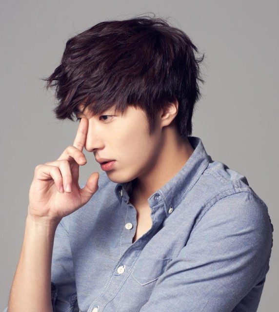 Jung Il Woo fotoğrafı