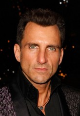 Wass Stevens fotoğrafı