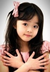 Lee Young-eun (i) fotoğrafı