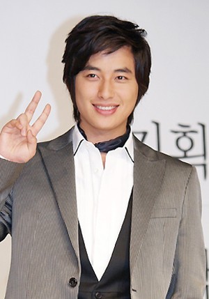 Lee Ji-hoon Fotoğrafı