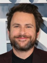 Charlie Day fotoğrafı