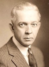 John Elliott fotoğrafı