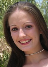 Hailey Young fotoğrafı