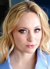 Aiden Starr fotoğrafı