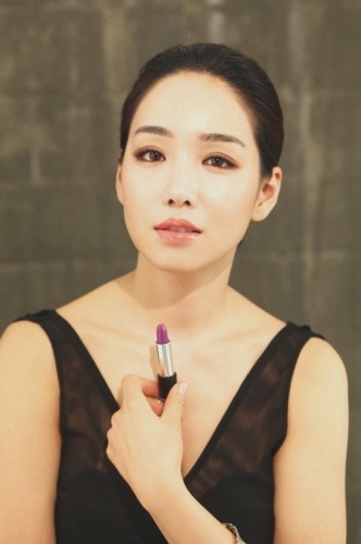 Lee Yoo-ri Fotoğrafı