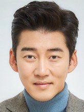 Yoon Kye-sang fotoğrafı