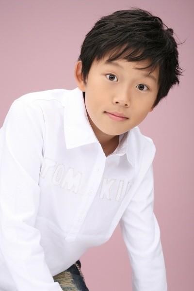 Yun Joon Suk fotoğrafı