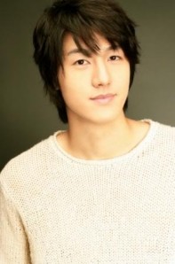 Lee Ki-woo Fotoğrafı