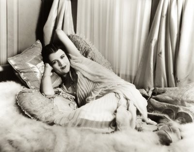 June Collyer fotoğrafı