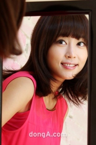 Kang Ye-won fotoğrafı