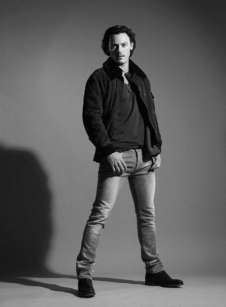 Luke Evans Fotoğrafı