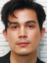 Sunny Suwanmethanon fotoğrafı