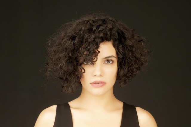 Hare Sürel Fotoğrafı