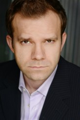 Liam O'Brien fotoğrafı